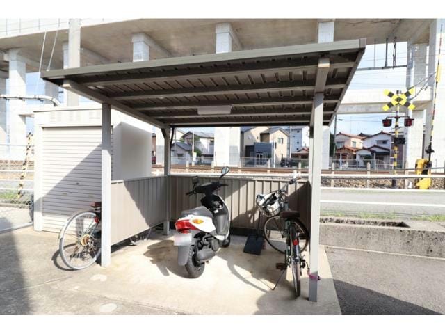  アーダ・レガーロ