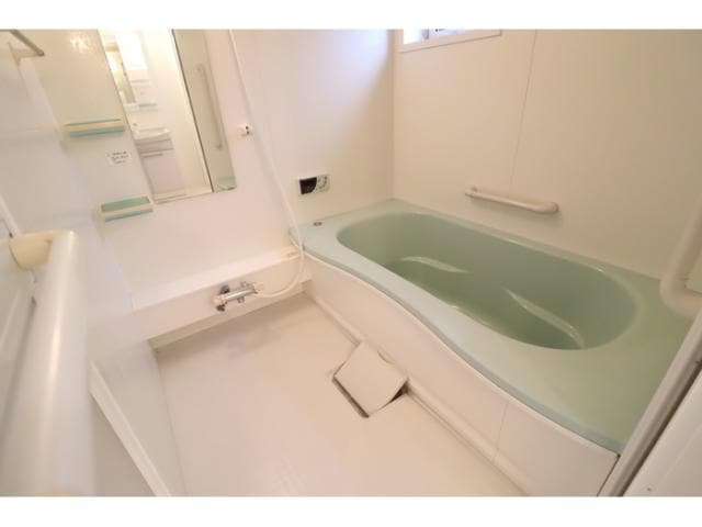  シャトー・モナムール