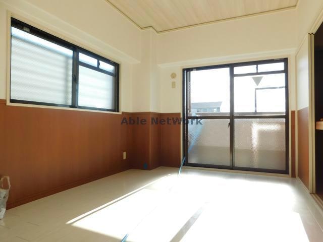 居室1 東洋プラザしろきた