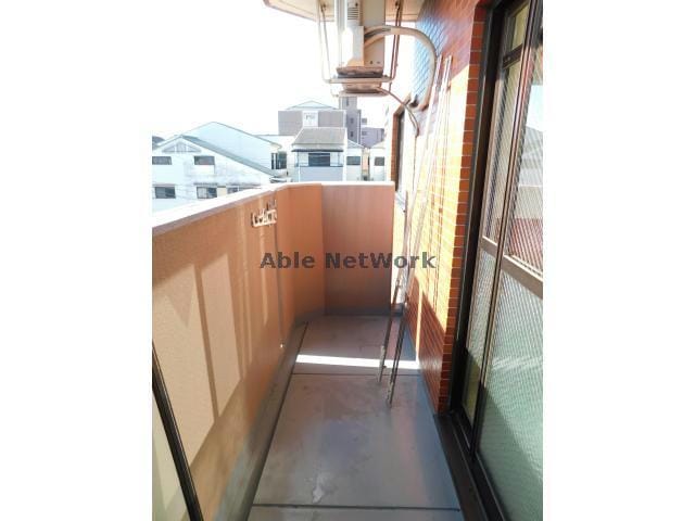 南向きバルコニー 東洋プラザしろきた