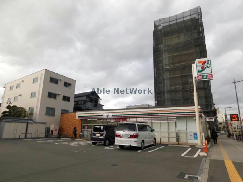 セブンイレブン大阪太子橋1丁目店(コンビニ)まで386m Ｒｉｖｉｅｒｅ　太子橋今市