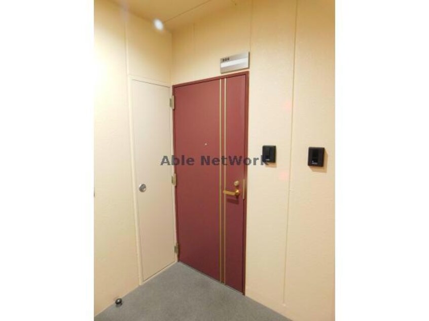 反転タイプ部屋写真 ラフィーネ新森