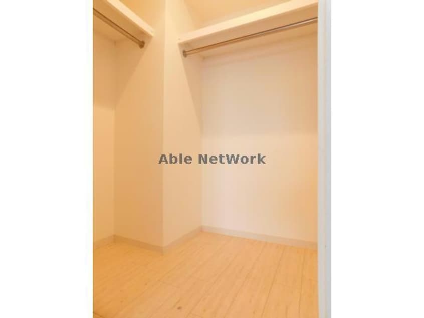 ウォークインクローゼット アンリシェール