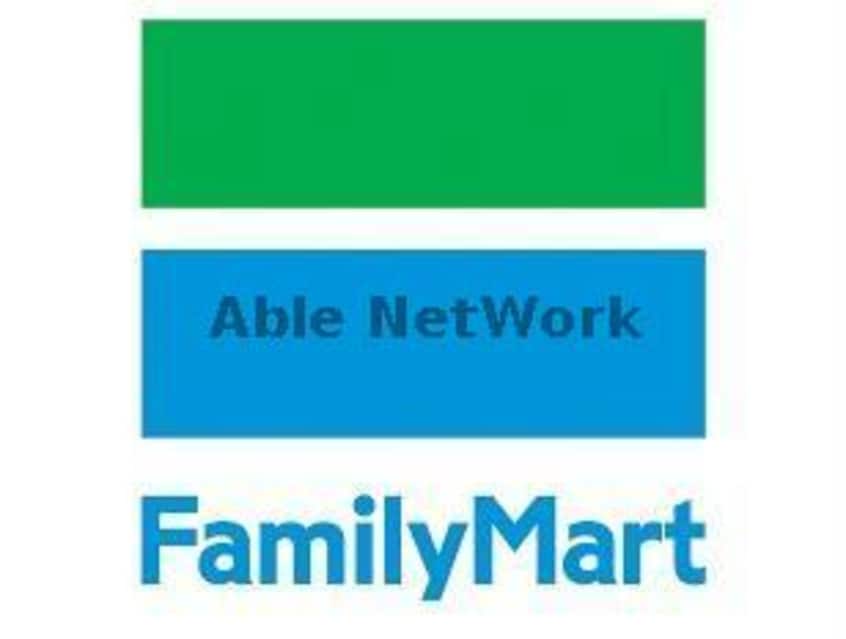 ファミリーマート川端寺内町店(コンビニ)まで422m アドヴァンテージ守口