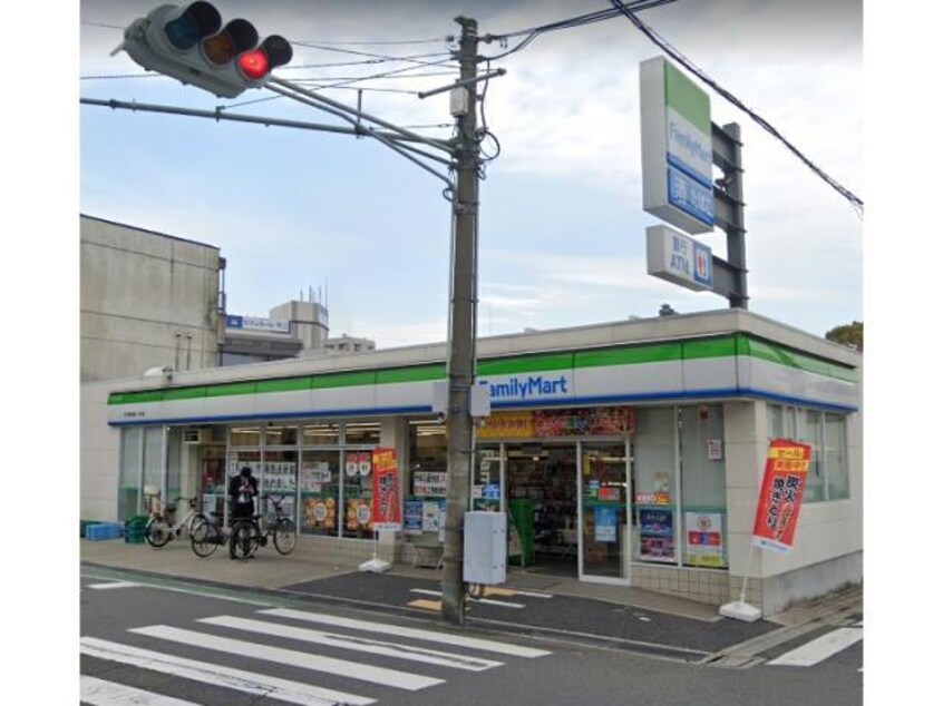 ファミリーマート守口竜田通一丁目店(コンビニ)まで270m 駅前敷島第二ビル