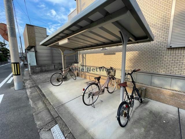  サニーハウスウィステリア