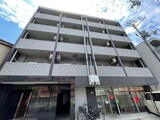 Live工大前