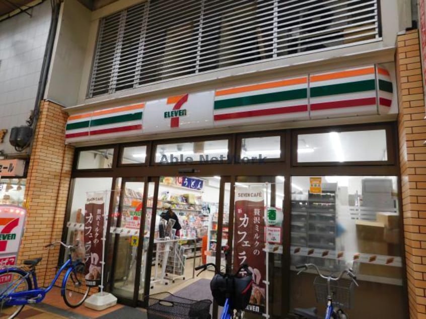 セブンイレブン大阪千林2丁目店(コンビニ)まで200m ザ・グリッド千林レジデンス