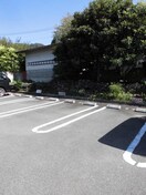 駐車場 コリーヌＡ