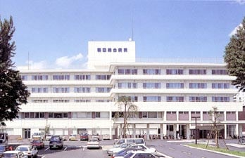 篠田看護専門学校(大学/短大/専門学校)まで1533m 堀江マンション