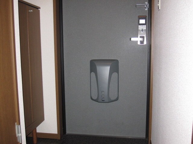 玄関 コンフォール成沢