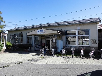 その他 エアリー　フィールド