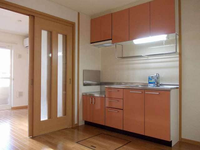 キッチン ベルク　プラッツＣ