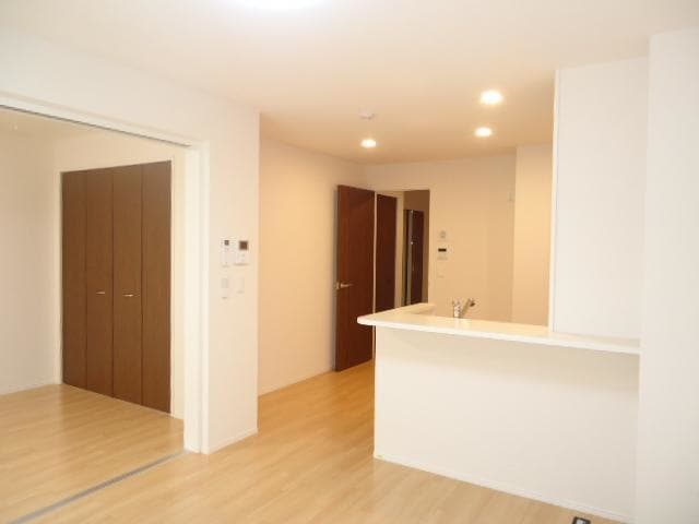 リビング(イメージ) Ｓｍｏ．（すもお．）