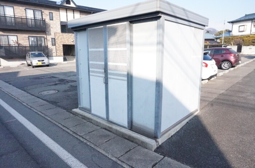 ゴミ置き場 グランファーレ