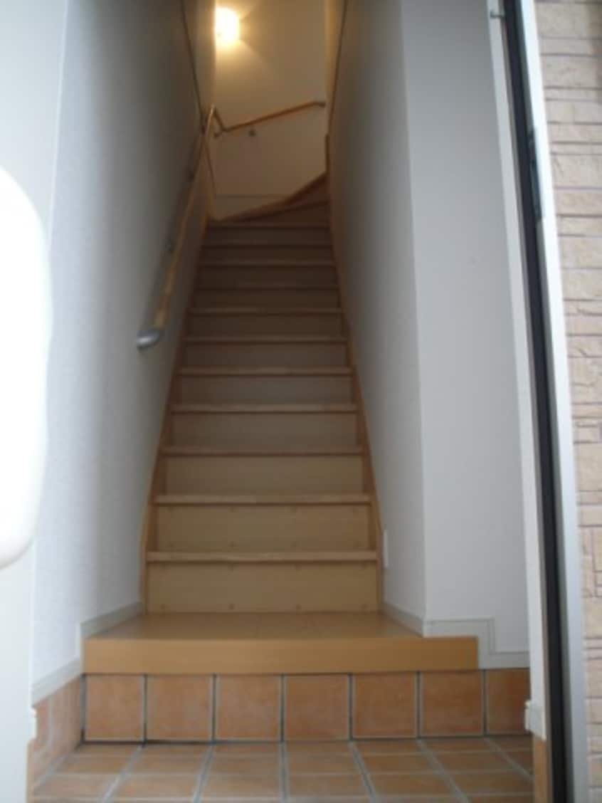 玄関 ル・シェモア