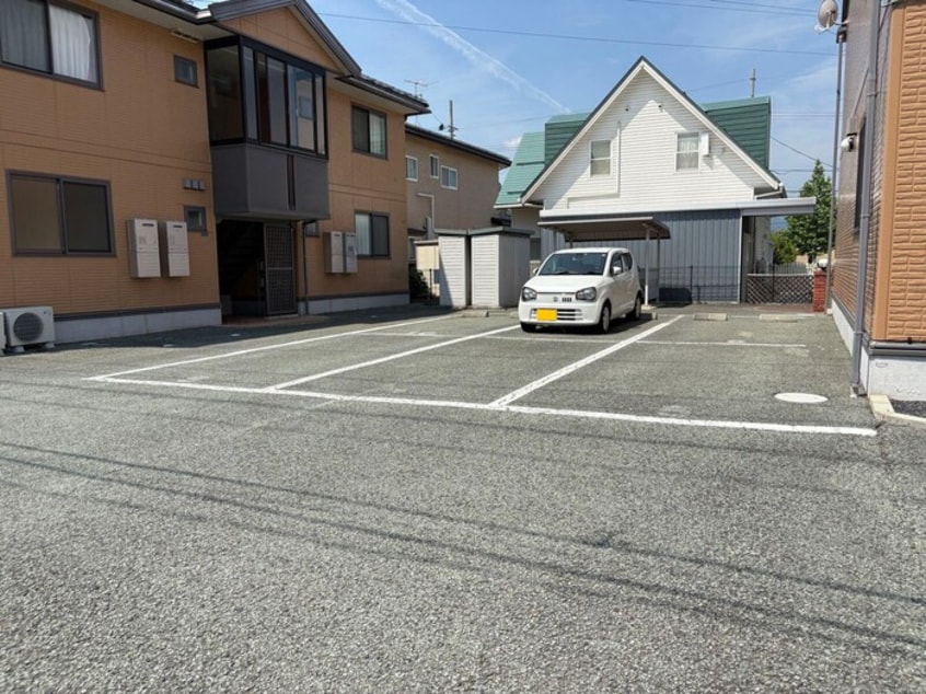 駐車場 リビングタウン桜田南 Ｂ