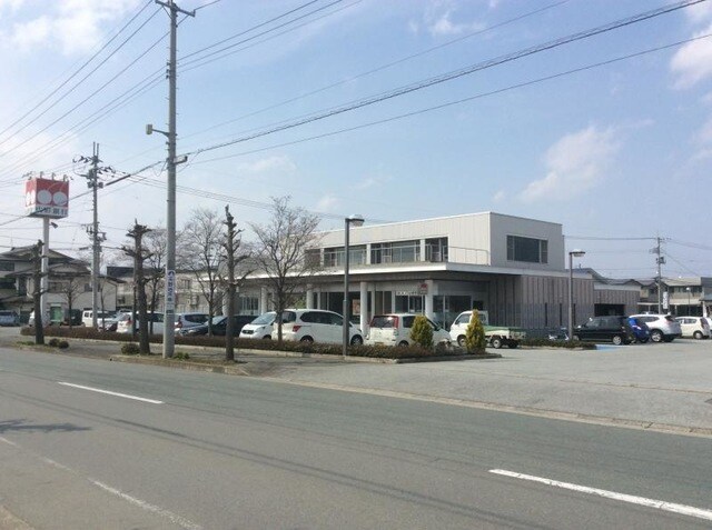 山形銀行東根支店 0.7km さくらメゾン