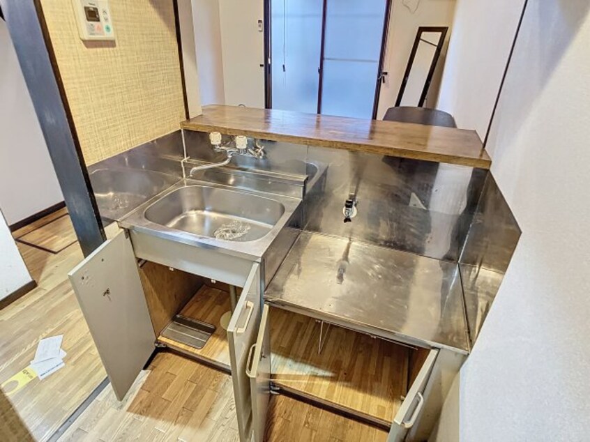  ビートルズハウス