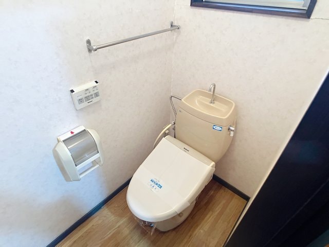  ビートルズハウス