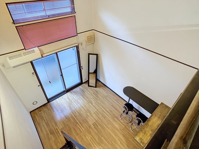  ビートルズハウス