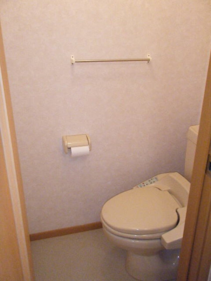 トイレ メゾンパラディ