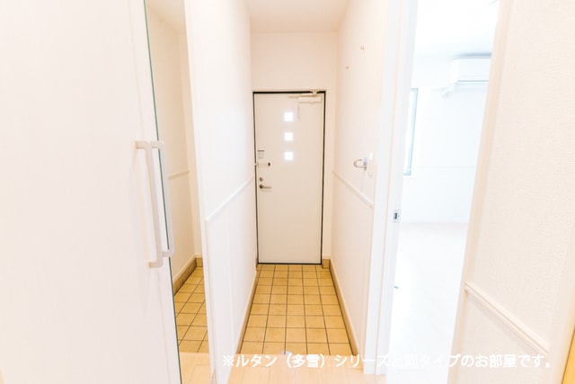 玄関 メゾン　ルーチェ