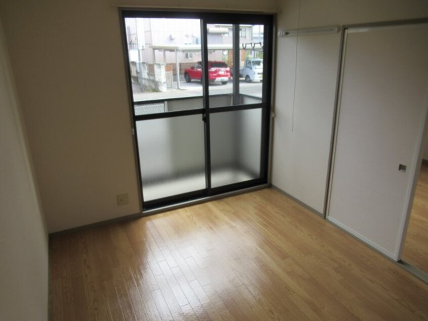 サンプル写真になります。 ローレルさくら