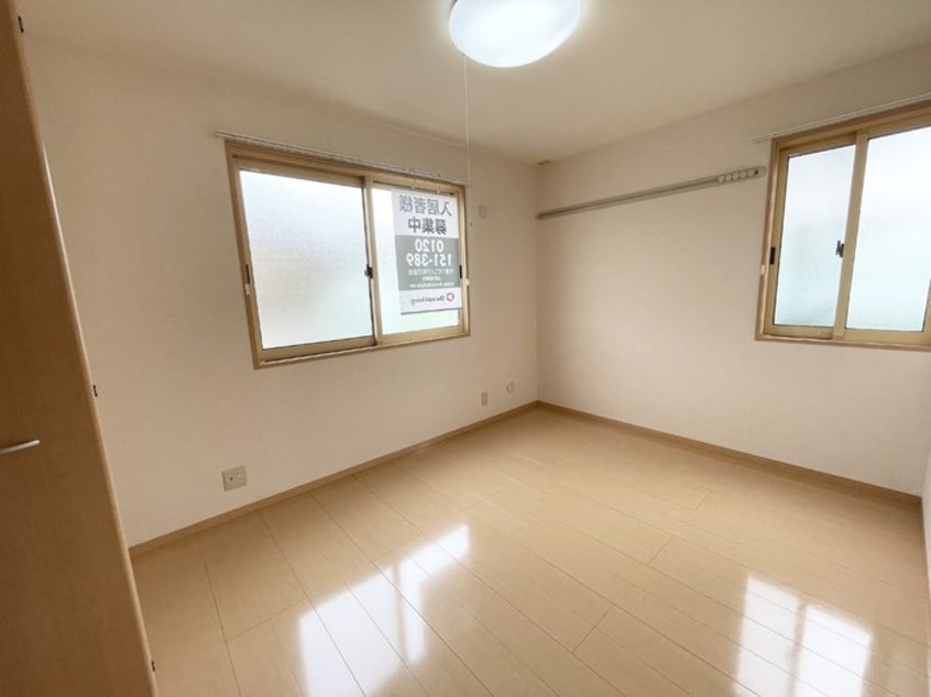  セジュール・ウィスタリアⅢ