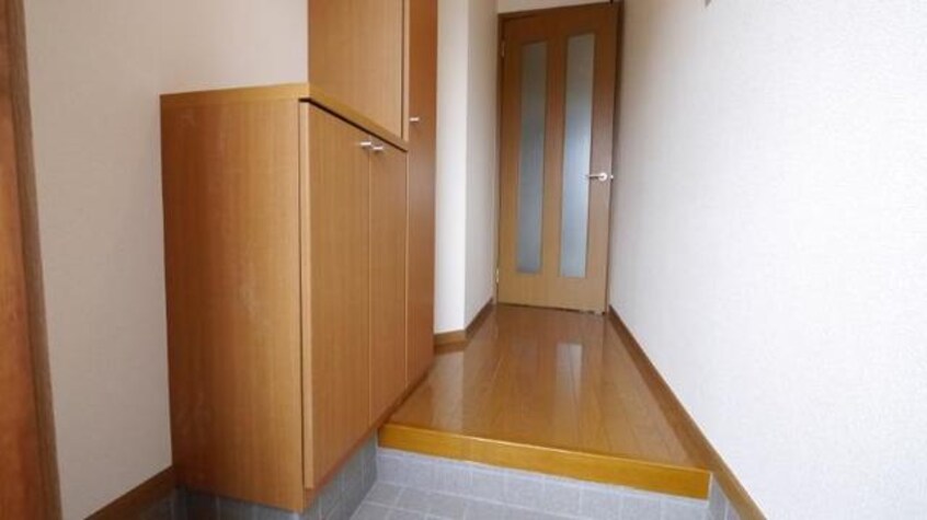  ビラ・シャルマン　Ａ