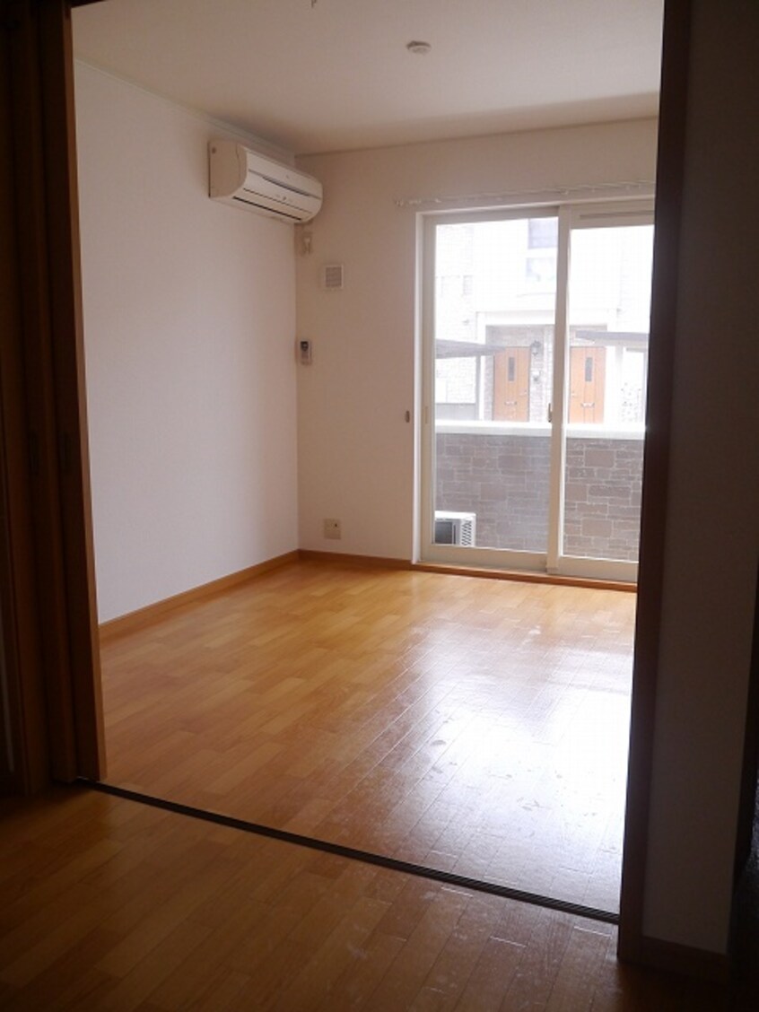 居室・リビング シャルマン　Ｎ棟