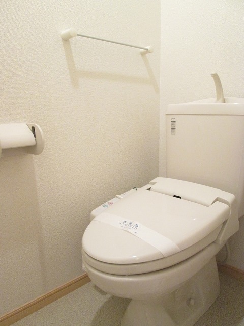 トイレ メゾンＳＡＫＵＲＡトロワ