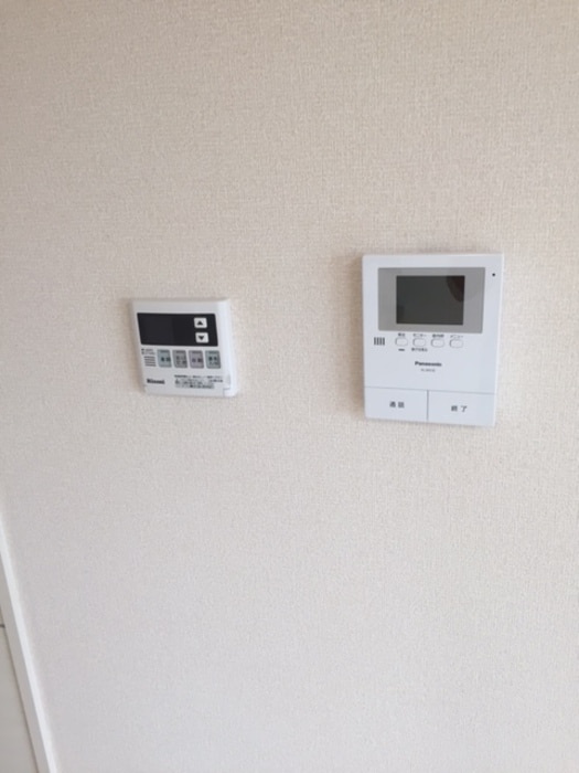 給湯リモコンとＴＶインターホン ボヌール