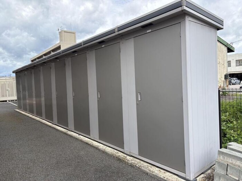  スリー・スター Ⅲ号館 Ａ