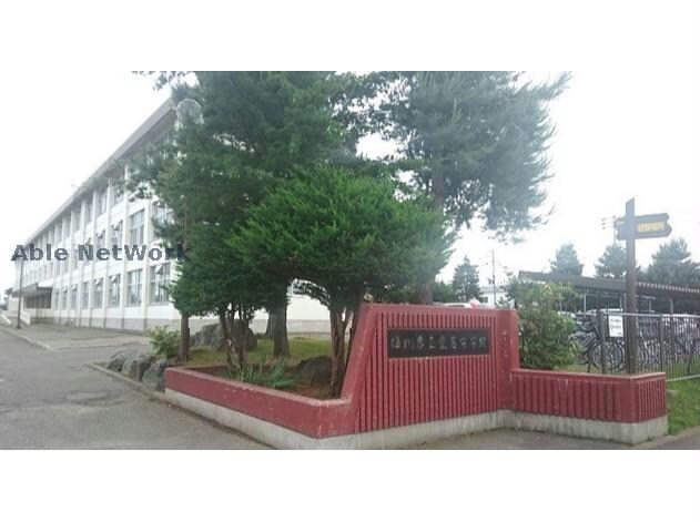 旭川市立愛宕中学校(中学校/中等教育学校)まで2990m チェリーハウス（永山）