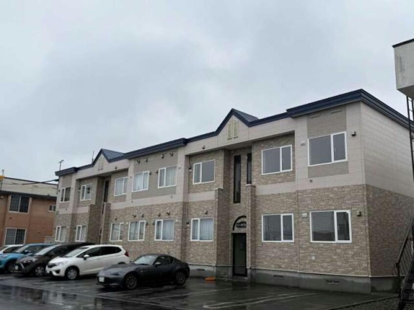  メニーハピネス・T