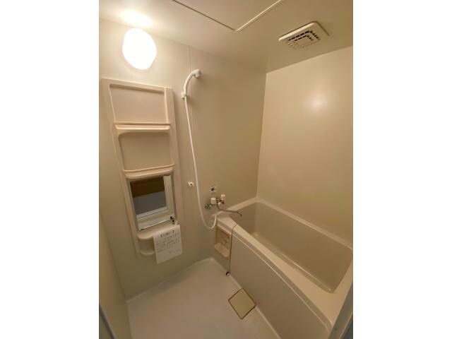  メニーハピネス・T