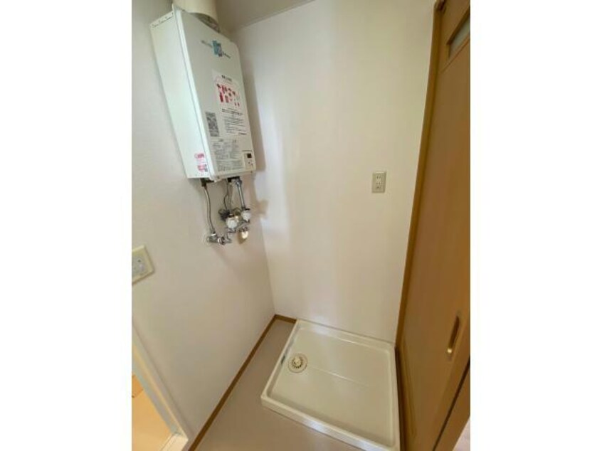  メニーハピネス・T