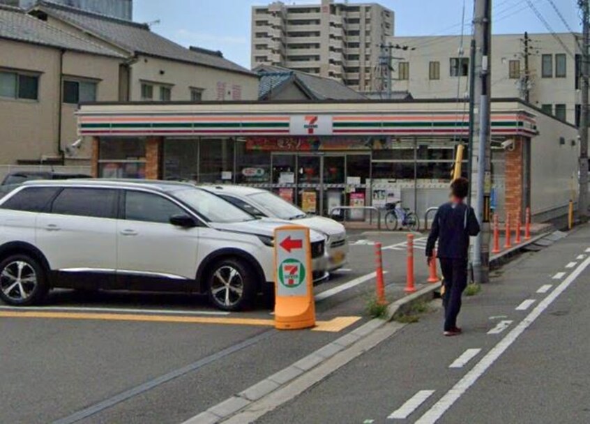 セブンイレブン姫路船丘町店(コンビニ)まで416m 三幸ビル