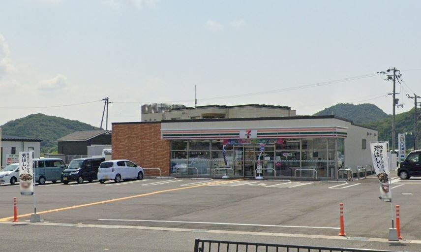 セブンイレブン姫路阿保南店(コンビニ)まで606m ノース・ロワイヤル