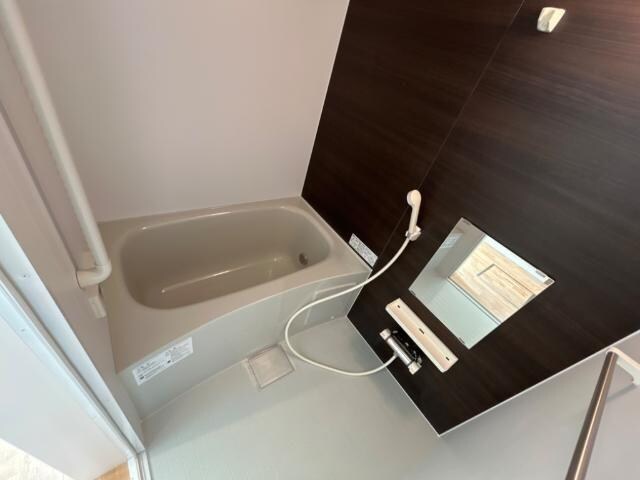 バス／シャワールーム等 アイリス　ガーデン