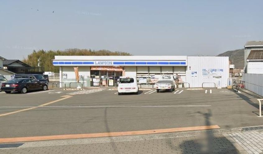 ローソン姫路横関店(コンビニ)まで121m グランイル書写