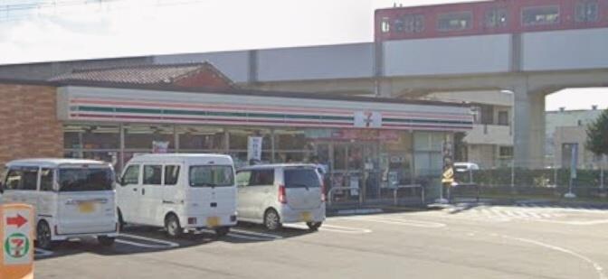 セブンイレブン姫路城東町竹之門店(コンビニ)まで574m アベニールのざと