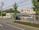 ファミリーマート姫路玉地店(コンビニ)まで347m フラワーハウス　Ｄ棟