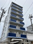 メゾンデール本町の外観