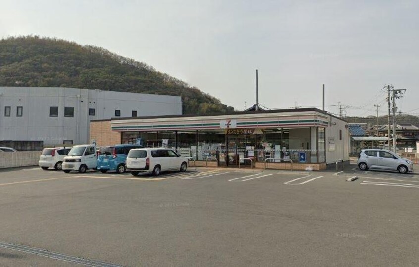 セブンイレブン高砂西浜南店(コンビニ)まで777m クレメントエム