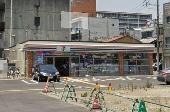 セブンイレブン姫路古二階町店(コンビニ)まで409m ル　ソレイユ【北条口】