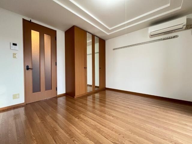 洋室 メゾンリッチヒル