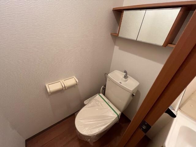 シャワー付トイレ メゾンリッチヒル