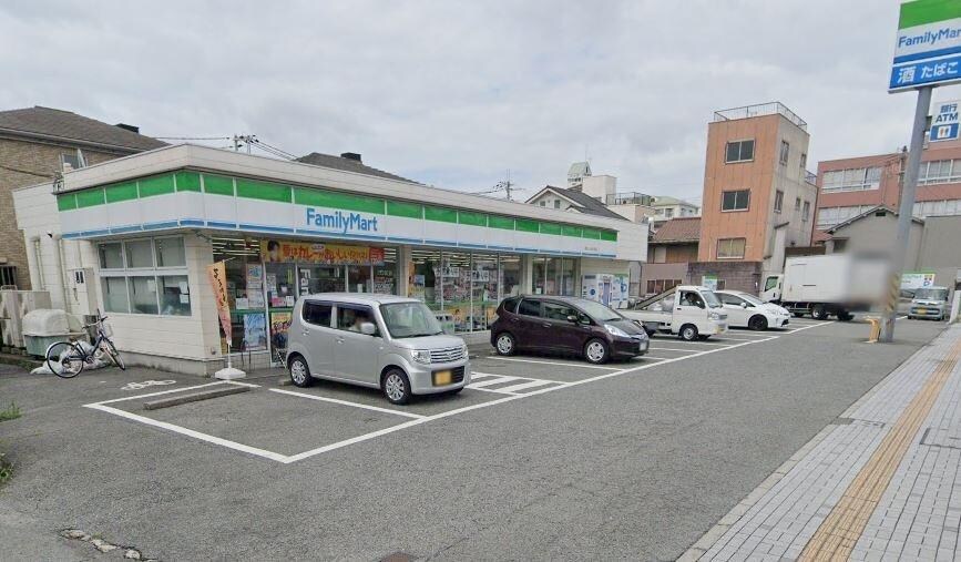 ファミリーマート姫路土山東の町店(コンビニ)まで410m クレール姫路